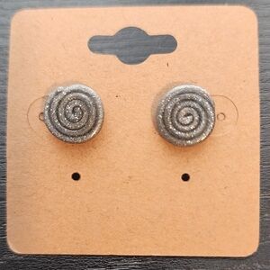 Free w/ Purchase Swirl Stud Earrings